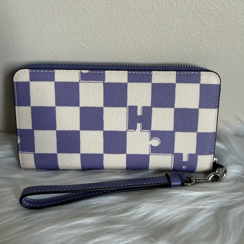 Coach Accordion Zip Purple White Checkered Leather Wristlet Wallet Excellent